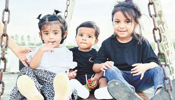 সন্তান পালনে ‘পান্ডা প্যারেন্টিং’ কি ভালো