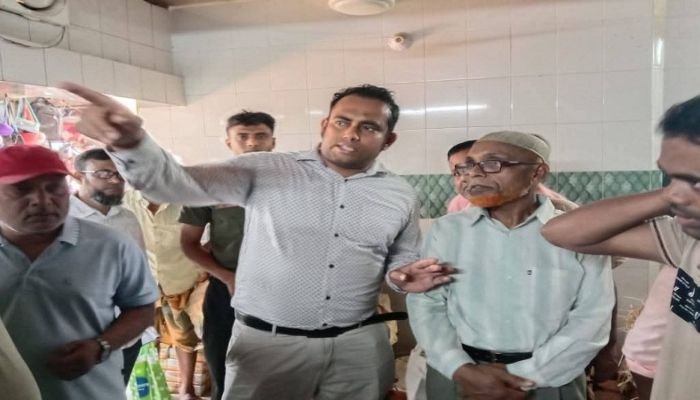 বেশি দামে মিষ্টি বিক্রি, তিন প্রতিষ্ঠানের জরিমানা
