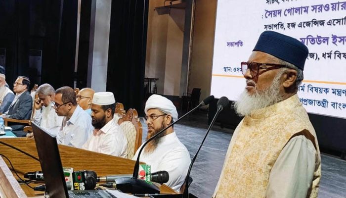 ধর্ম উপদেষ্টা আ ফ ম খালিদ হাসান। ছবি- সংগৃহীত