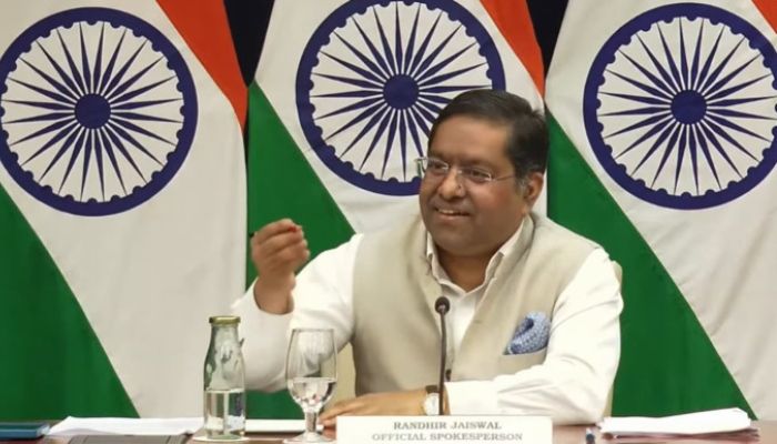 সংবাদ সম্মেলনে ভারতের পররাষ্ট্র মন্ত্রণালয়ের মুখপাত্র রণধীর জয়সওয়াল। ছবি- সংগৃহীত