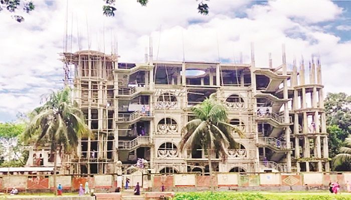 পুনর্নির্মাণ হচ্ছে ৫০০ বছরের পুরোনো বারদুয়ারী মসজিদ