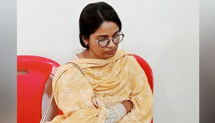 জাতীয় নাগরিক কমিটি নারায়ণগঞ্জের ফতুল্লা থানা ইউনিটের বহিষ্কৃত সদস্য দিলশাদ আফরিন। ছবি: সংগৃহীত