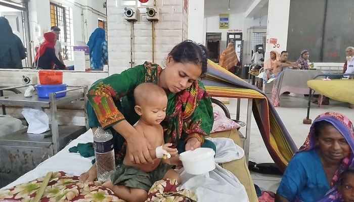 নড়াইলে ডায়রিয়ার প্রকোপ বেড়েছে, আক্রান্তের বেশিরভাগই শিশু