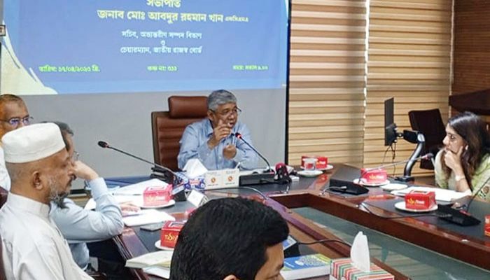 জীবনে অনেক মিষ্টি কিনেছি, কখনও ভ্যাটের রসিদ পাইনি: এনবিআর চেয়ারম্যান 