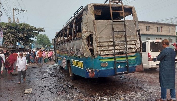যশোরে সড়ক দুর্ঘটনায় বাবা-মেয়ে নিহত