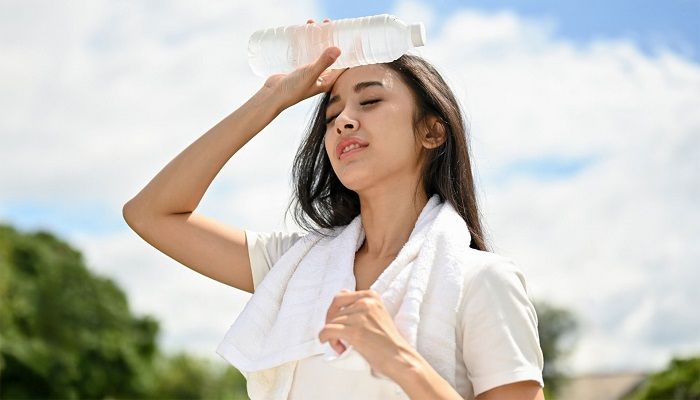 তীব্র গরমে সুস্থ থাকতে করণীয়
