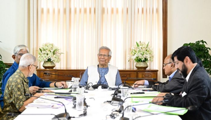পুঁজিবাজার ঠিক করতে ‘বিদেশি বিশেষজ্ঞ আনছে’ সরকার