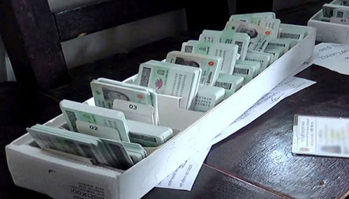 ওটিপি সমস্যায় সারাদেশে বন্ধ এনআইডি সেবা