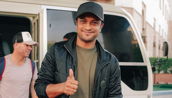 লাহোরে দলের সঙ্গে যোগ দিয়েছেন সাকিব