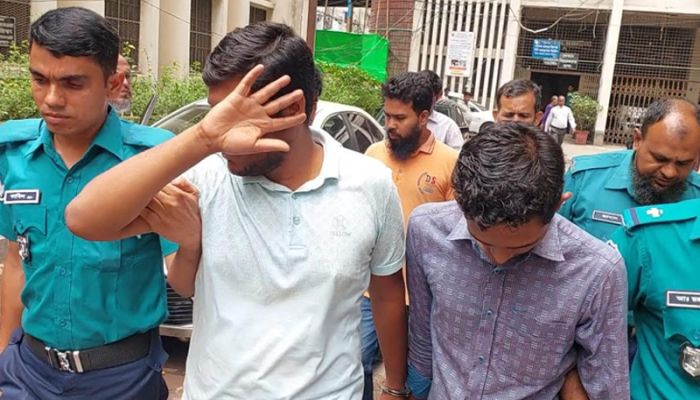 কলেজছাত্রীকে সংঘবদ্ধ ধর্ষণের দায়ে তিনজনের যাবজ্জীবন