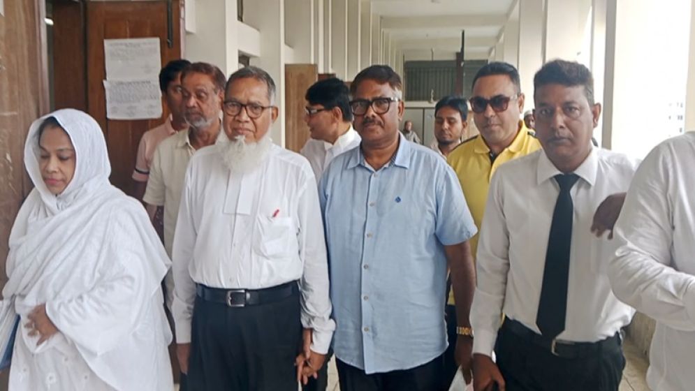 দুদকের মামলায় বিএনপি নেতা দুলু ও তার স্ত্রী খালাস