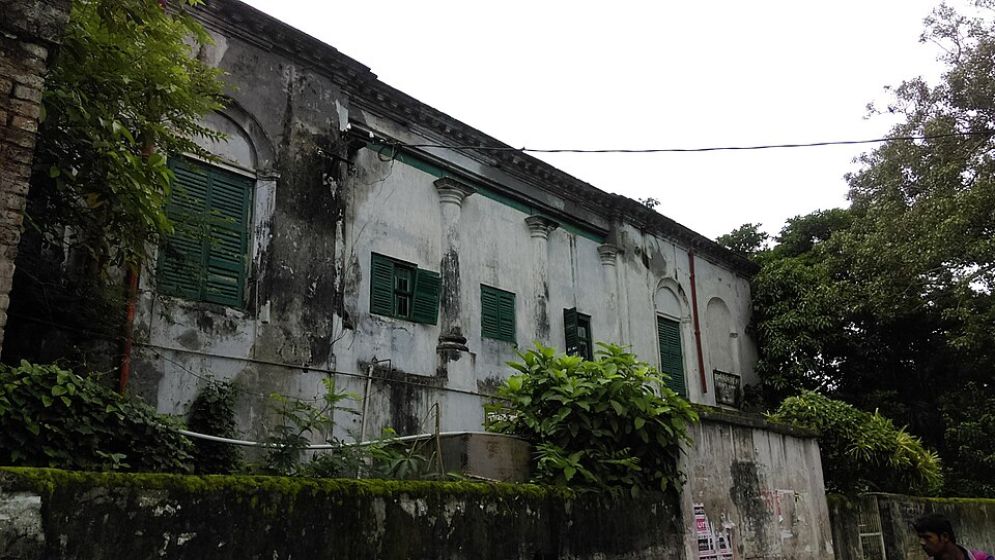 বড় কুঠি : পদ্মাপারের নীরব উপাখ্যান