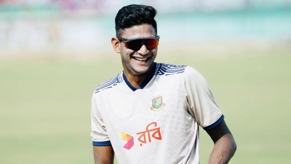 বাংলাদেশ দলের ড্রেসিংরুমের সবাই বন্ধুর মতো : নাহিদ রানা
