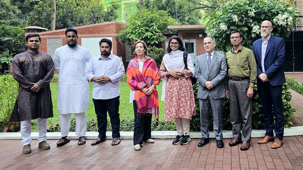 ভারপ্রাপ্ত মার্কিন রাষ্ট্রদূতের সঙ্গে এনসিপি নেতাদের সাক্ষাৎ