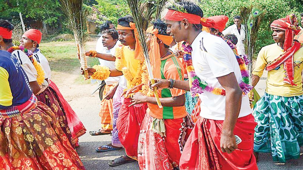 সাঁওতালদের দাঁশাই নৃত্য উৎসব