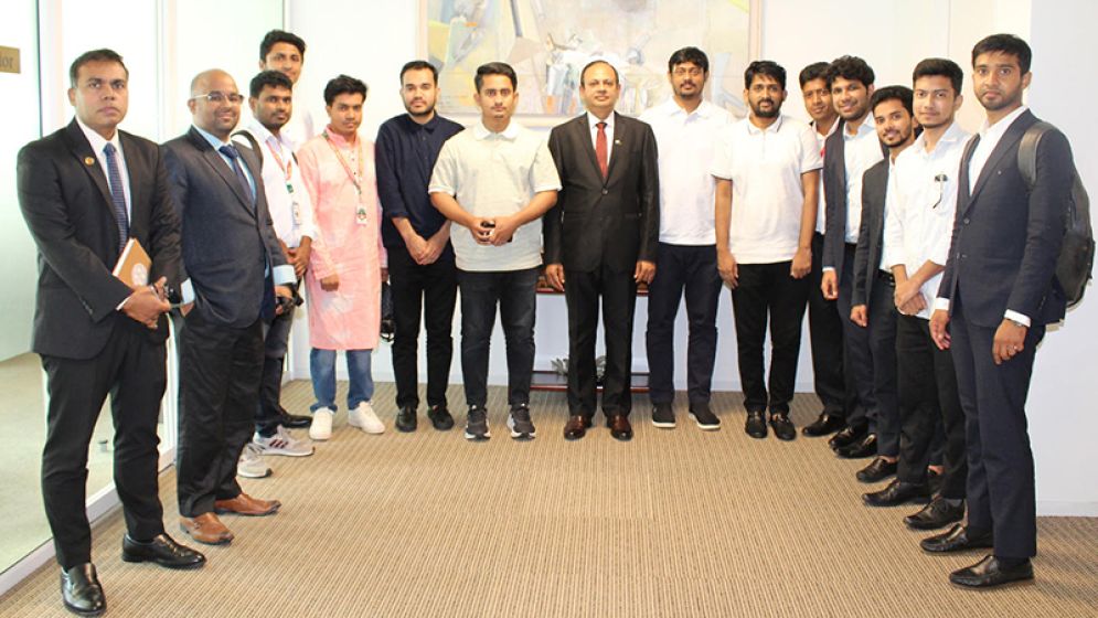 জাপানে বাংলাদেশের রাষ্ট্রদূতের সঙ্গে এনসিপি নেতাদের মতবিনিময়
