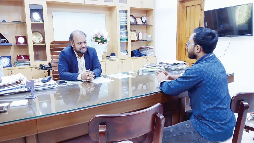 ঢাকার ৫০ শতাংশ দূষণ দেশের বাইরে থেকে আসে : জিয়াউল হক