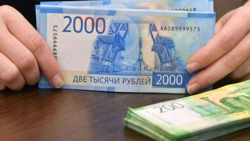 ইউক্রেন যুদ্ধের ধ্বংসস্তূপ থেকে বিশ্ব অর্থনীতিতে নতুন খাত