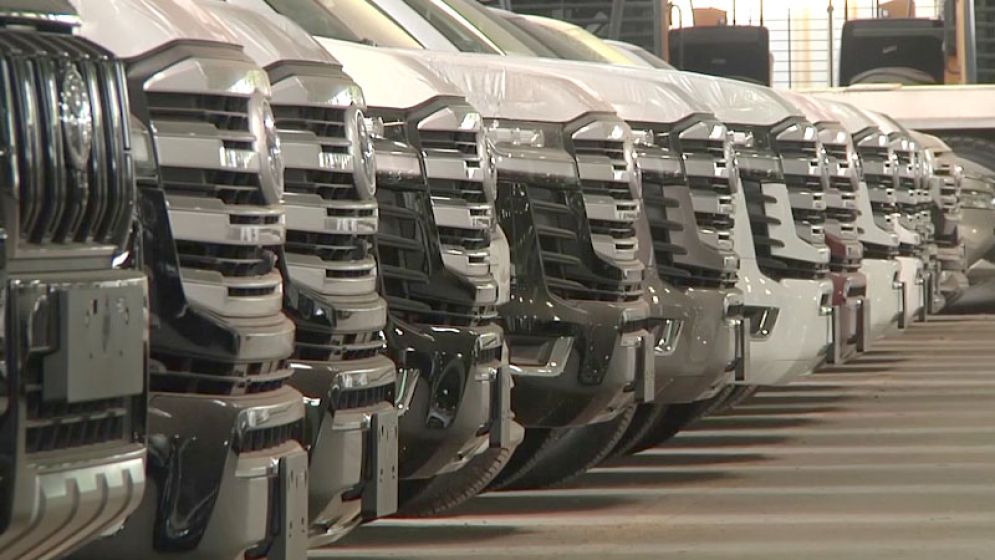 সাবেক সাংসদদের খালাস না করা উচ্চমূল্যের ৩১ গাড়ি জনপ্রশাসনে দেওয়ার নির্দেশ